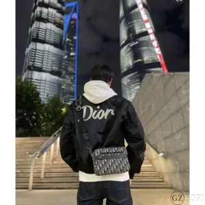 ディオール（Dior） Safariバッグ ミニ｜オブリーク ジャカード ベージュ×ブラック