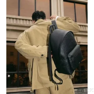 ディオール（Dior）Rider 2.0 ジップ バックパック｜グラビティ レザー & グレインドカーフスキン ブラック メンズ リュック
