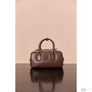 ミュウミュウ（Miu Miu）アルカディ レザー バッグ レギュラー｜ブラウン レザー ハンドバッグ