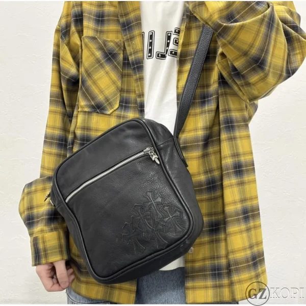 クロムハーツ（Chrome Hearts）TAKA BAG セメタリークロスパッチ